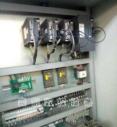 ���ּӹ����� ��ɽ�S��VMC-1060��ʽ�ӹ�����